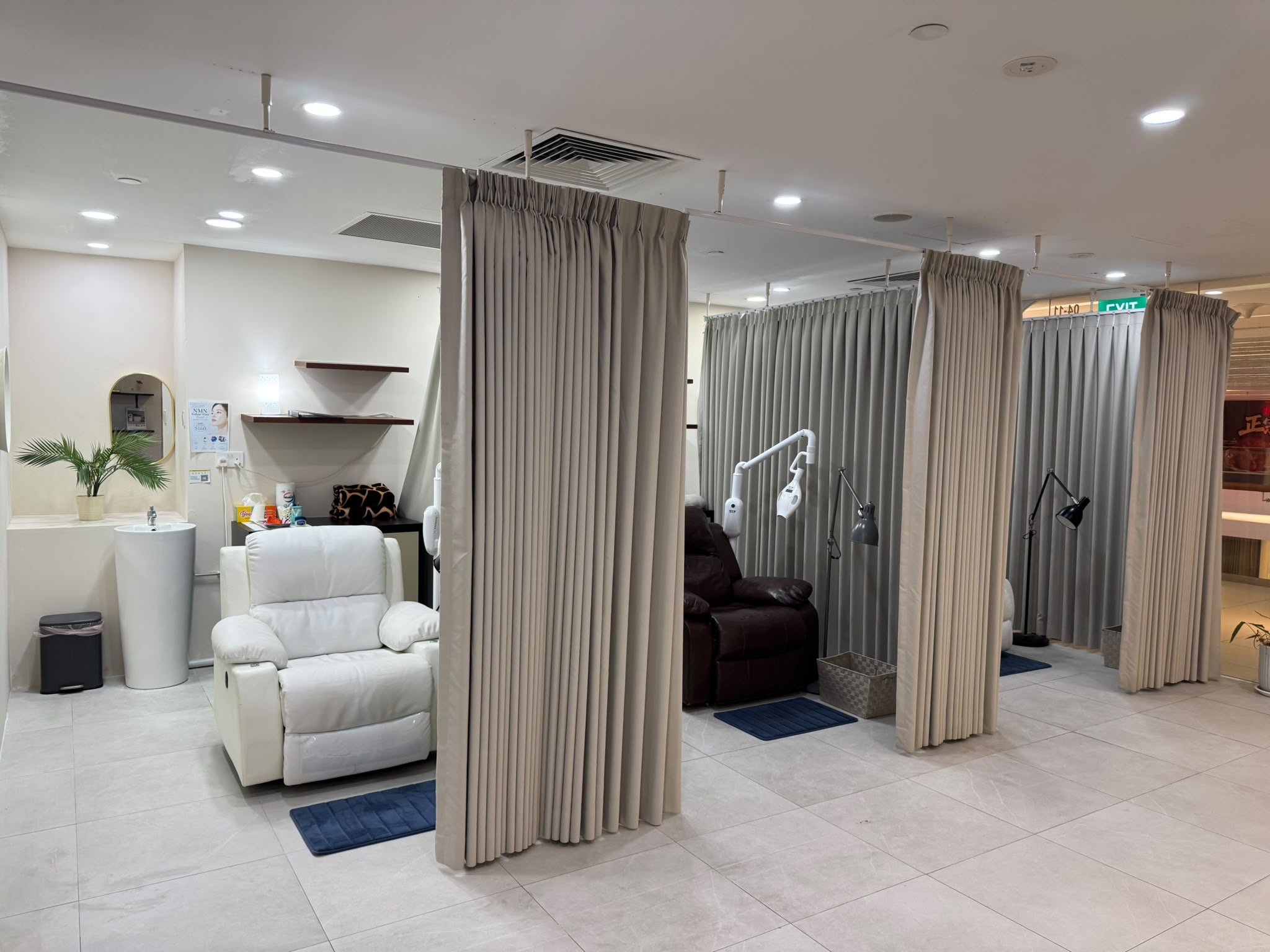 Treatment spaces at Shining Smile Singapore
